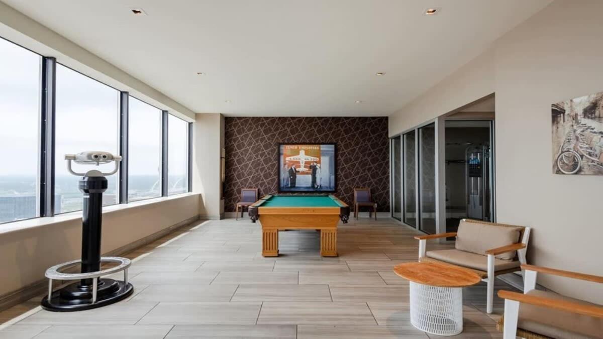 Modern 2BR 2BA with SKY POOL CozySuites Dallas Exterior foto