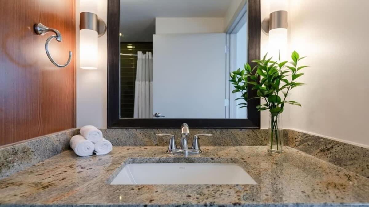 Modern 2BR 2BA with SKY POOL CozySuites Dallas Exterior foto